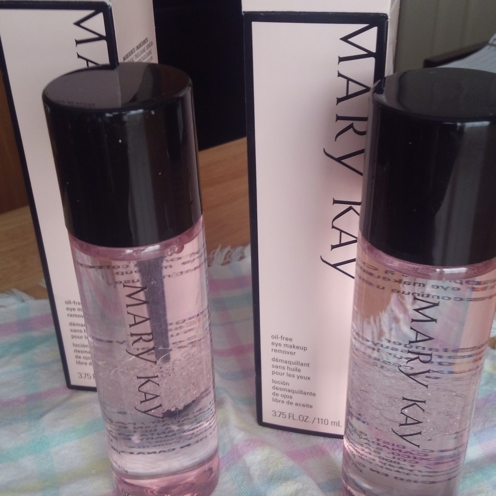 SOLD not avaiMary Kay Oil Free Eye make up remover